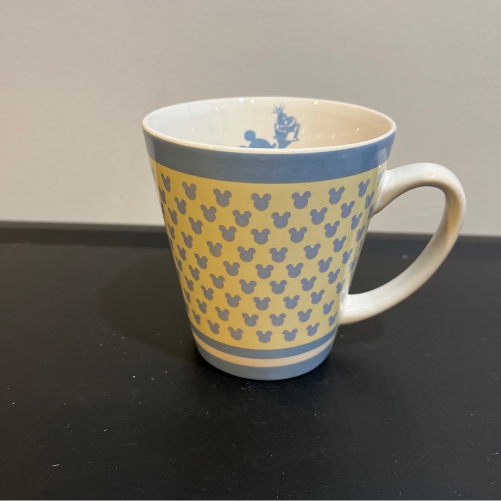 NWOT Disney Blue Yellow Mickey Mouse Head Coffee Mugs Cup